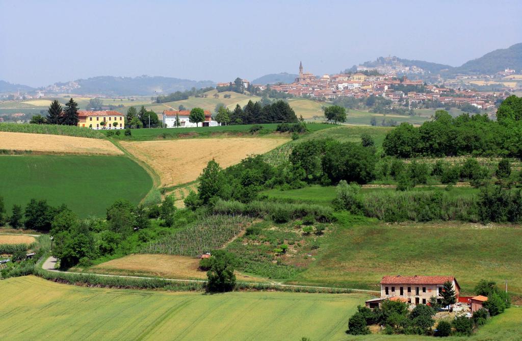 Bricco Pogliani Castell'Alfero Exterior photo